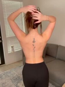 Megan McCarthy Sweatsuit Strip Onlyfans Video Leaked