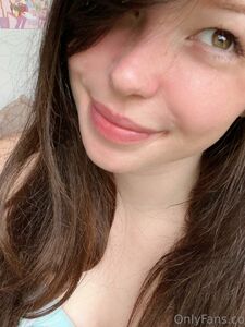 Belle Delphine Nude No Makeup Onlyfans Set Leaked