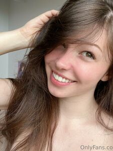 Belle Delphine Nude No Makeup Onlyfans Set Leaked