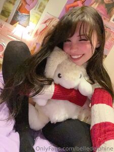 Belle Delphine Nude Casual Bedroom Selfies Onlyfans Set Leaked