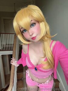 Belle Delphine Nude Princess Peach Cosplay Onlyfans Set Leaked