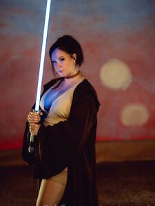 Meg Turney Kenobi Cosplay Onlyfans Set Leaked