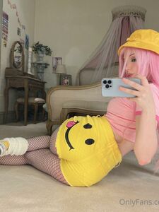 Belle Delphine Yellow Hat Full Onlyfans Set Leaked