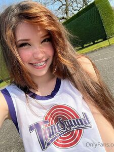 Belle Delphine Lola Bunny Cosplay Onlyfans Set Leaked