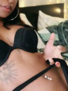 KayyyBear Thong Lingerie Tease Onlyfans Set Leaked