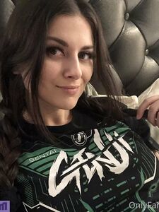 Ellieidol exclusive onlyfans leaked nudes