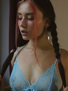 arilaviee exclusive onlyfans leaked nudes