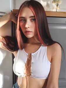 arilaviee exclusive onlyfans leaked nudes