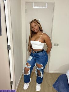 JulyBubbles exclusive onlyfans leaked nudes