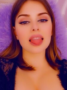 Mini Vamp exclusive onlyfans leaked nudes