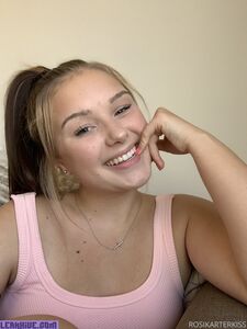 rosikarterkiss exclusive onlyfans leaked nudes
