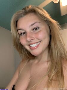 amyyyy007 exclusive onlyfans leaked nudes