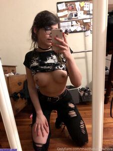 shaethefunnywhore exclusive onlyfans leaked nudes