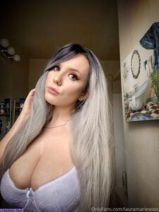 lauramariexoxo exclusive onlyfans leaked nudes