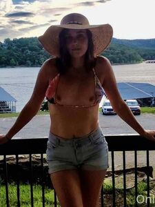 rarity_bee exclusive onlyfans leaked nudes