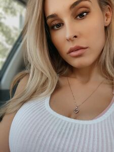 theallierae exclusive onlyfans leaked nudes