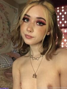 brattyydeath exclusive onlyfans leaked nudes