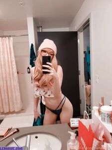 Lana Bee exclusive onlyfans leaked nudes