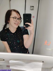 realmira_xo exclusive onlyfans leaked nudes