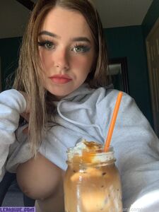 Aluraye new hot onlyfans leaked nudes