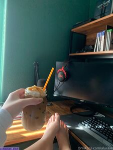 Aluraye new hot onlyfans leaked nudes