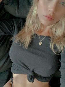 melaniepavola exclusive onlyfans leaked nudes