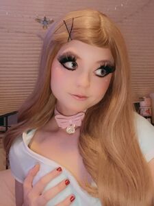 STRAWBEARIEMILKK new hot onlyfans leaked nudes