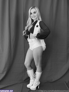 Blakeblossomxxx new hot onlyfans leaked nudes