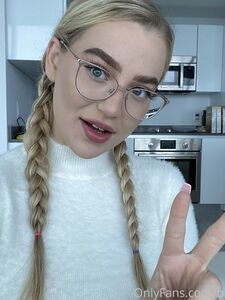 Blakeblossomxxx new hot onlyfans leaked nudes