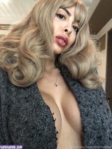 Mommy Zayla aka stepmother new hot onlyfans leaked nudes