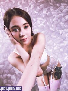 arilaviee new hot onlyfans leaked nudes