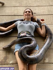 mia karina new hot onlyfans leaked nudes