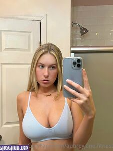 Aubrey Chesna leaks nude photos