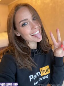 luxury girl leaks nude photos