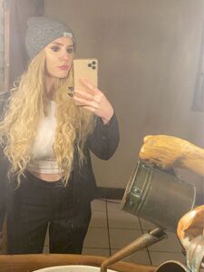 Lauramariexoxo onlyfans leaks nude photos