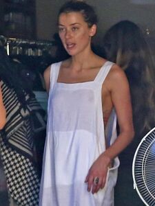 Amber Heard Nude Leaks Photos