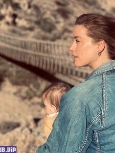 Amber Heard Nude Leaks Photos