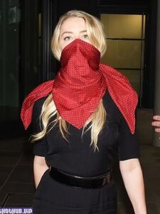 Amber Heard Nude Leaks Photos