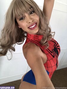 Stepmother Onlyfans Leaks Nude Photo