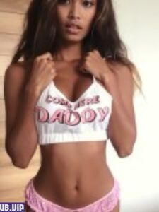 Putri Cinta Onlyfans Leaks Nude Photos