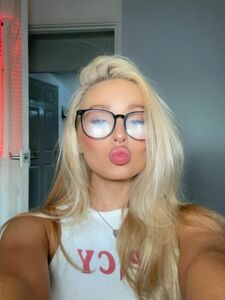 Charlotte parkes Onlyfans Leaks Latest Nude Photos