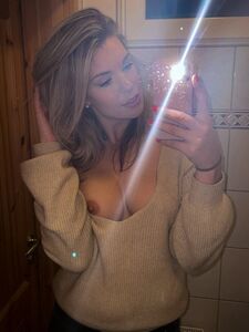 Sophielaurenxxo Onlyfans Leaks Latest Nude Photo