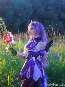 AstasiaDream (899 pictures)