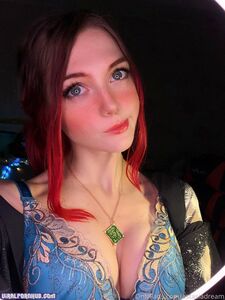 AstasiaDream (899 pictures)