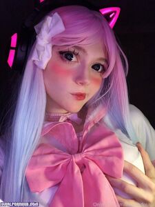 AstasiaDream (899 pictures)