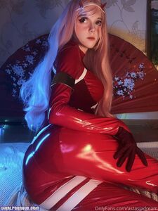 AstasiaDream (899 pictures)