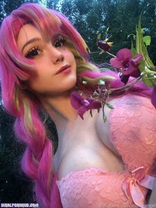 AstasiaDream (899 pictures)