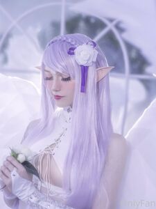 AstasiaDream (899 pictures)