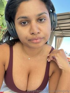 Princess Zara Nude Boobs And Hairy Pussy Onlyfans Leaks Photos