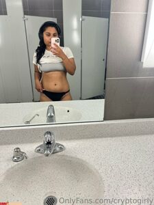 Princess Zara Nude Boobs And Hairy Pussy Onlyfans Leaks Photos